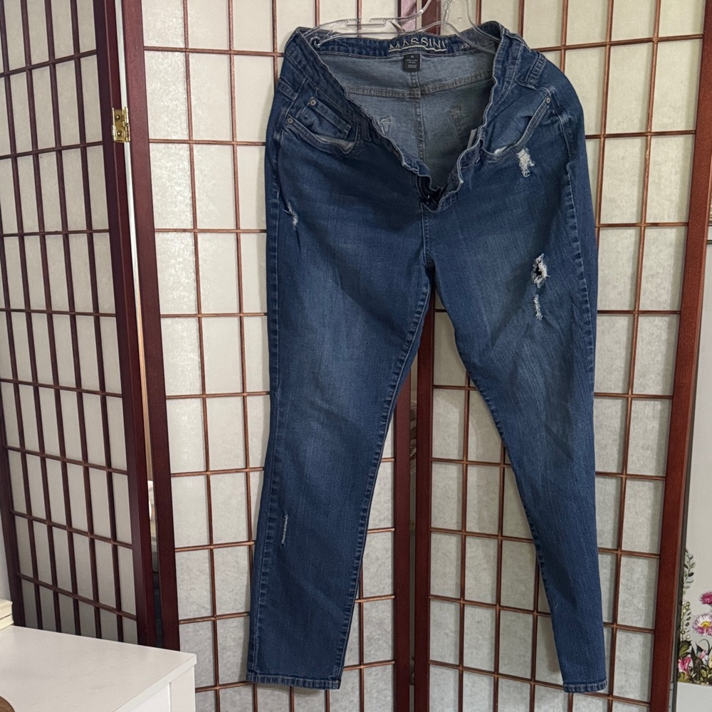 Massini Women's Dark Blue Ripped Skinny Jeans